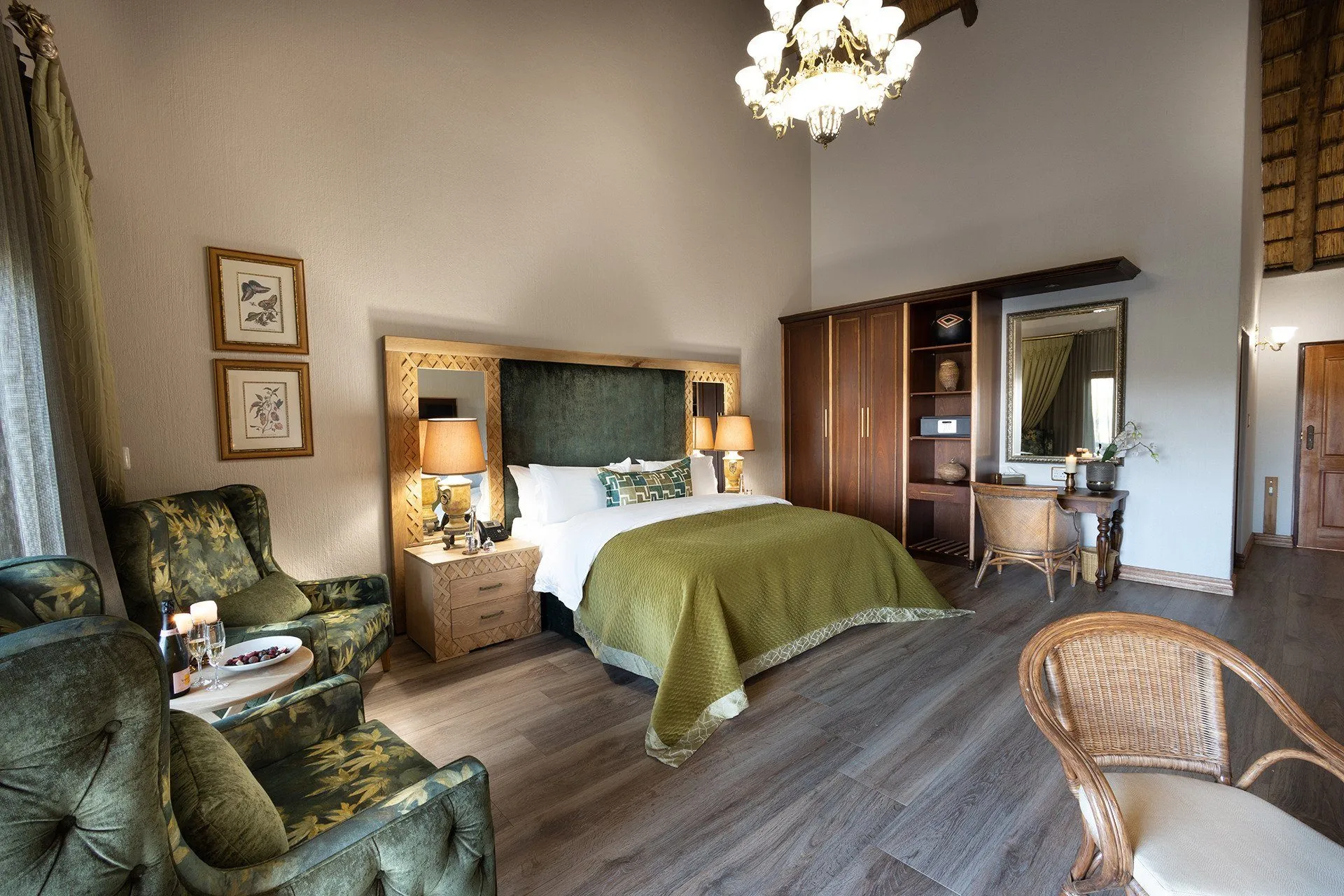 Mangrove Suite